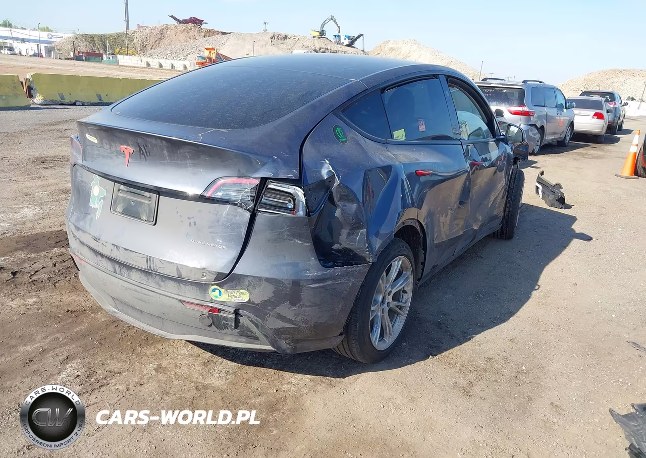 2023 Tesla Model Y Awd-Long Range Dual Motor All-Wheel Drive VIN:7SAYGDEE0PA174771 - 4