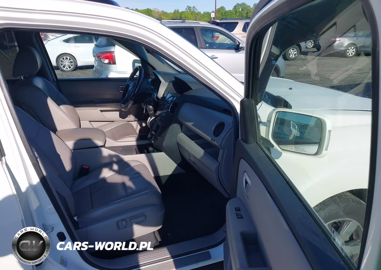 2012 Honda Pilot Touring VIN:5FNYF4H9XCB044265 - 5