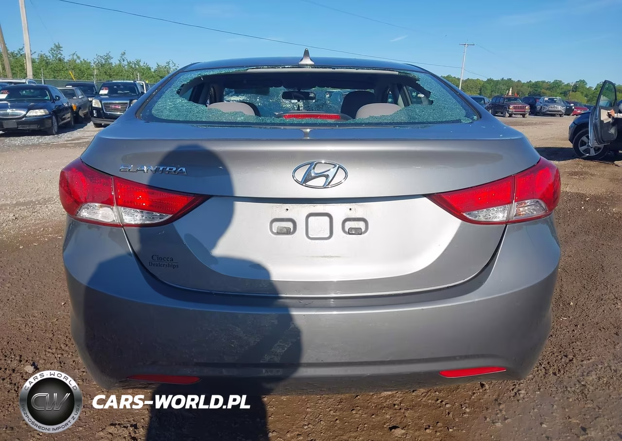 2013 Hyundai Elantra Gls VIN:5NPDH4AE1DH374556 - 16