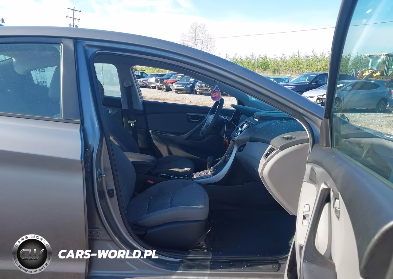 2013 Hyundai Elantra Gls VIN:5NPDH4AE1DH374556 - 5