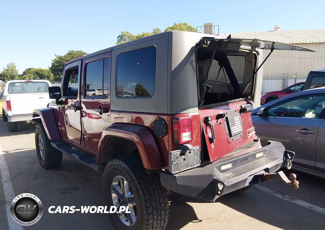 2007 Jeep Wrangler Unlimited Sahara VIN:1J8GA59147L191881 - 3