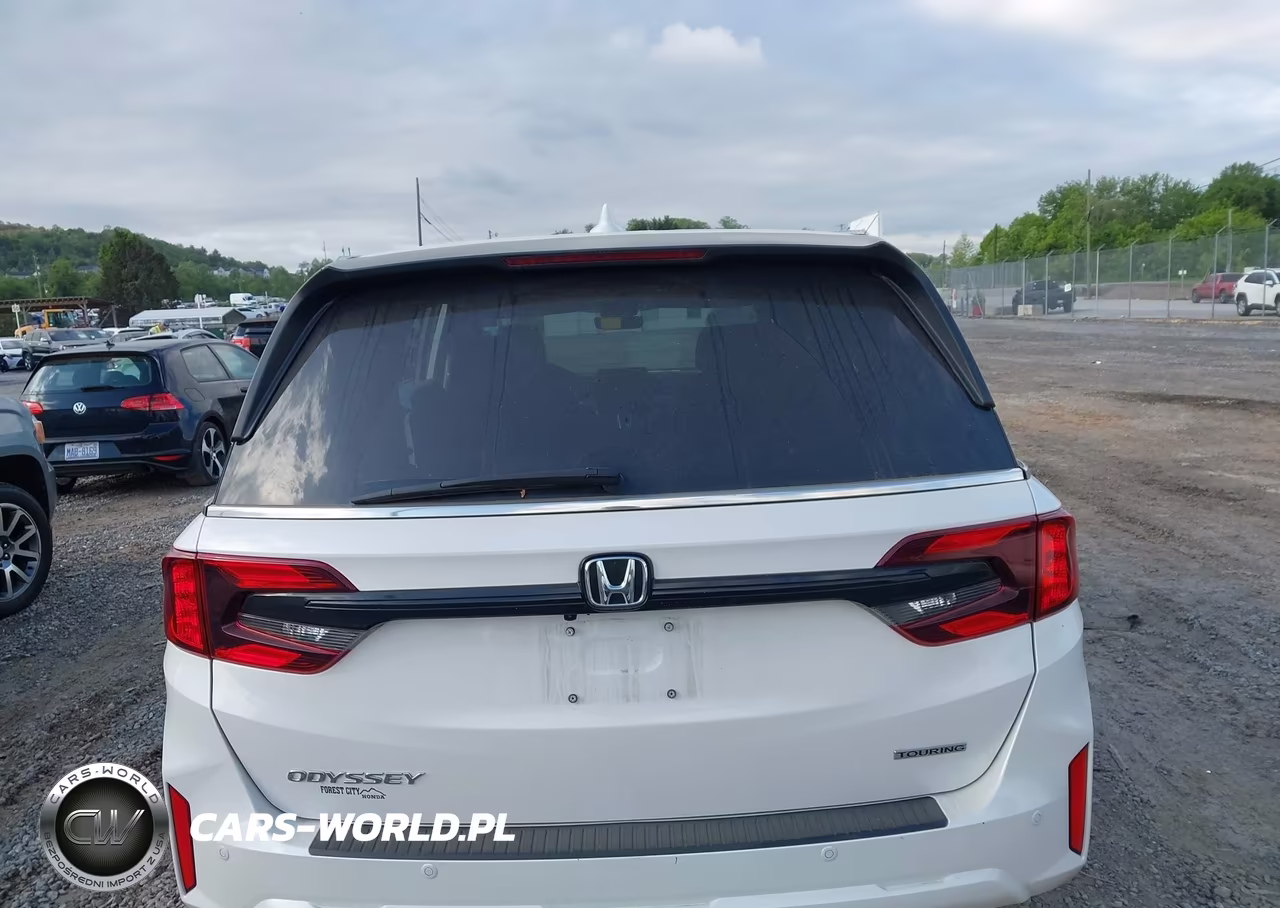 2025 Honda Odyssey Touring VIN:5FNRL6H87SB021699 - 16