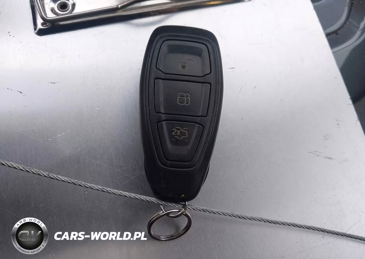 2012 Ford Focus Titanium VIN:1FAHP3J22CL464755 - 11