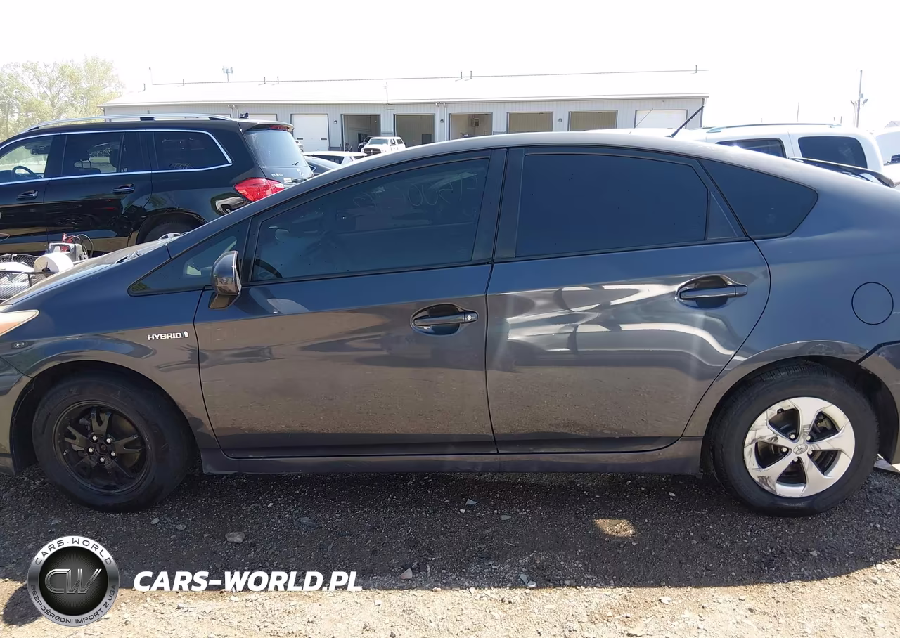 2012 Toyota Prius Two VIN:JTDKN3DU7C1585599 - 14