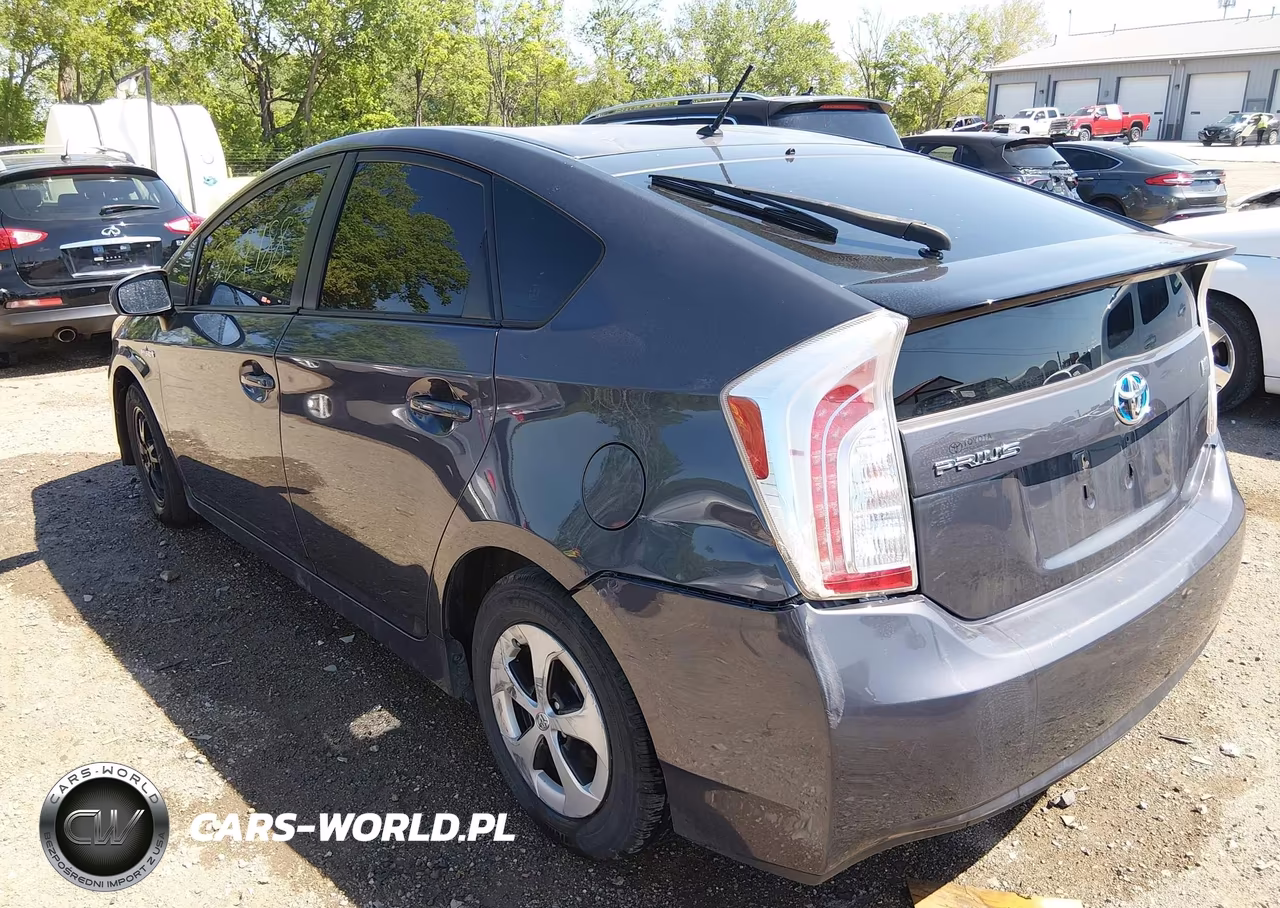 2012 Toyota Prius Two VIN:JTDKN3DU7C1585599 - 17