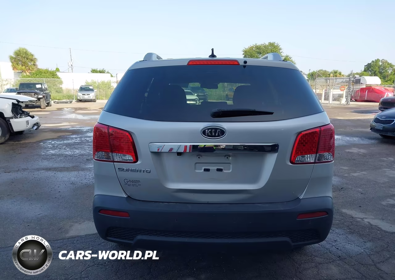 2013 Kia Sorento Lx VIN:5XYKT3A62DG381354 - 16