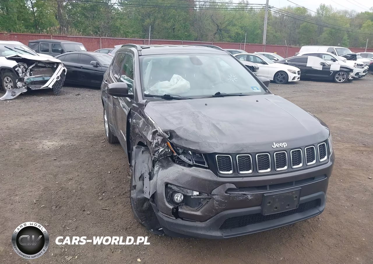 2020 Jeep Compass Latitude 4X4 VIN:3C4NJDBB7LT197202 - 17