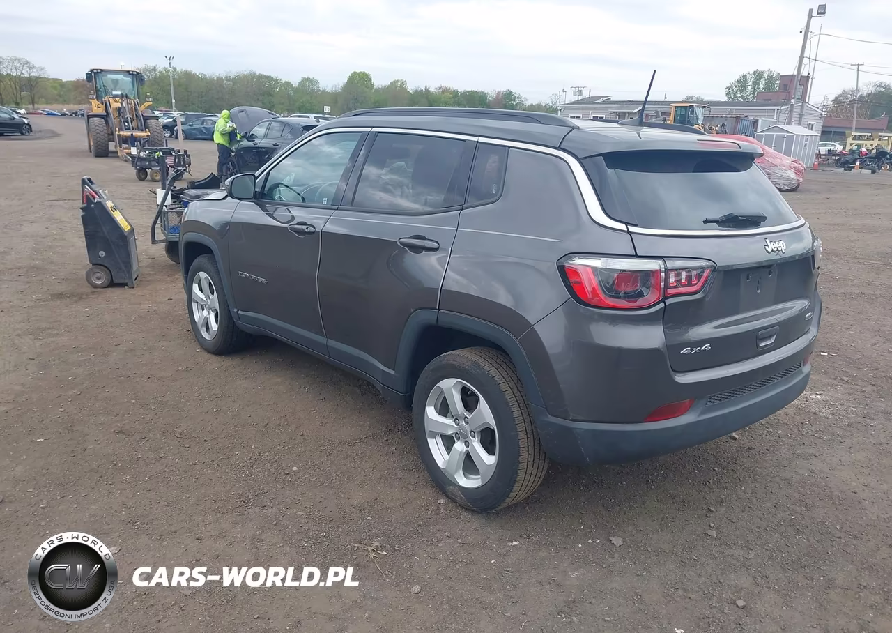 2020 Jeep Compass Latitude 4X4 VIN:3C4NJDBB7LT197202 - 3