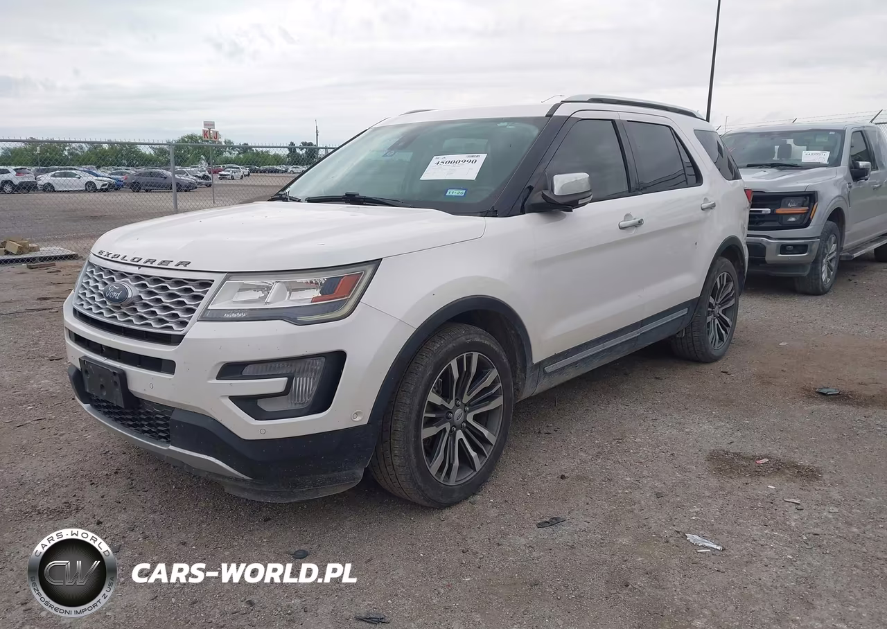 2017 Ford Explorer Platinum VIN:1FM5K8HTXHGE10560 - 2