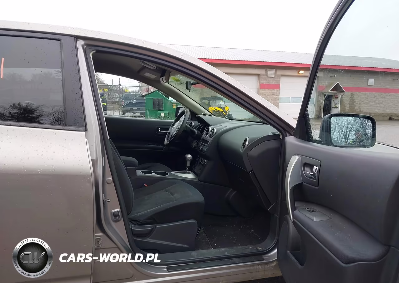 2010 Nissan Rogue S Krom Edition VIN:JN8AS5MV5AW133163 - 5