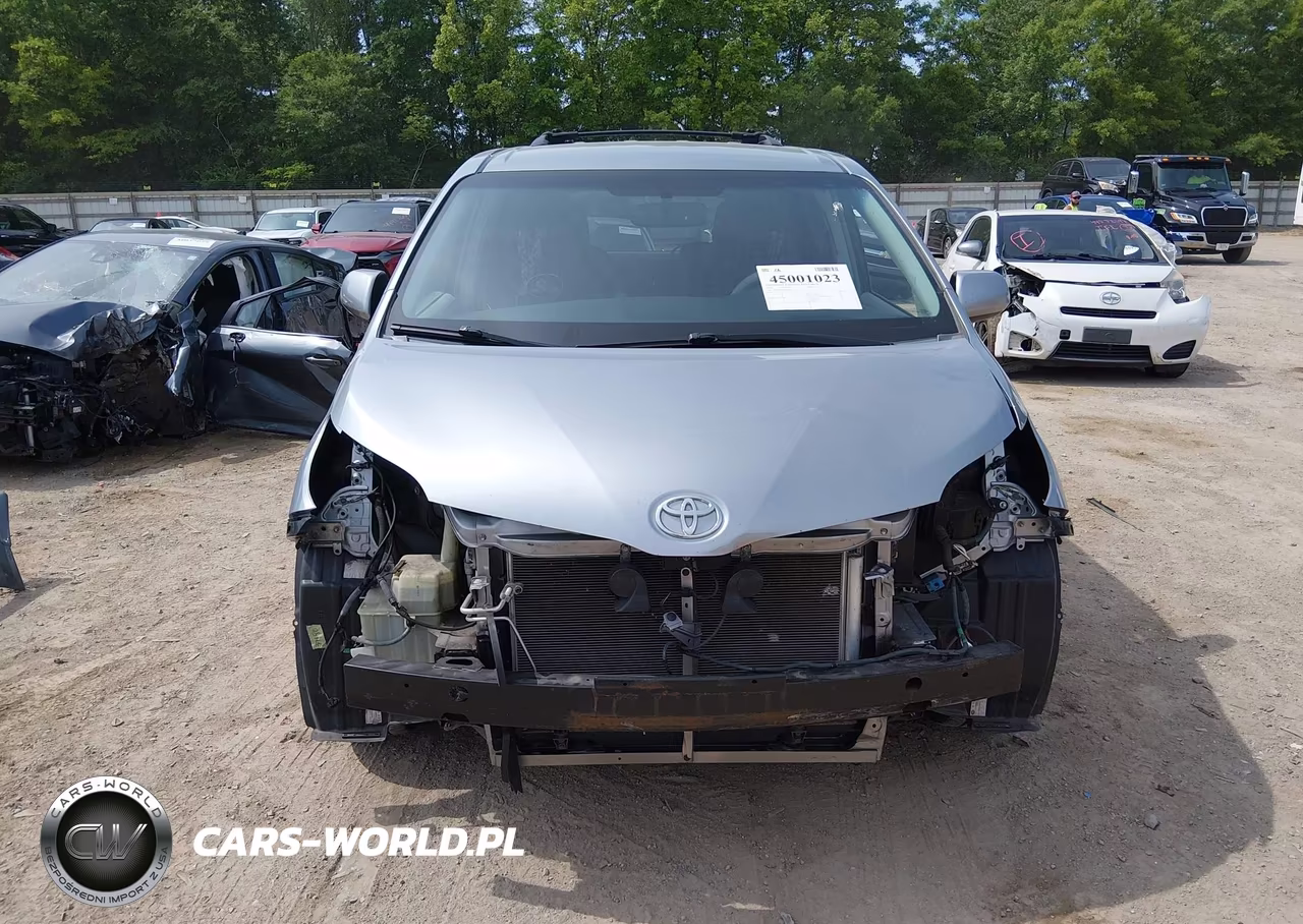 2013 Toyota Sienna Le V6 8 Passenger VIN:5TDKK3DC5DS293292 - 12