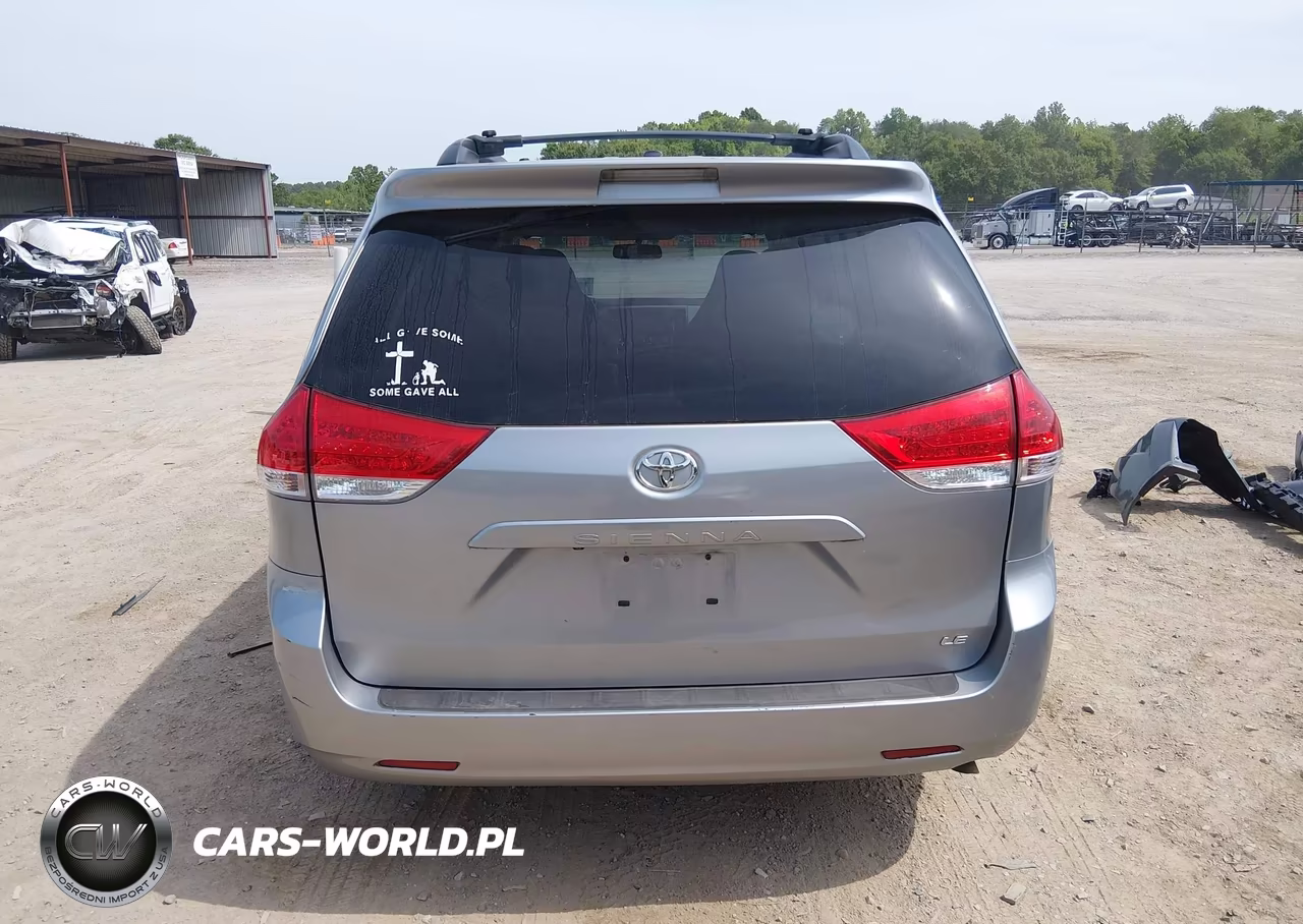 2013 Toyota Sienna Le V6 8 Passenger VIN:5TDKK3DC5DS293292 - 16