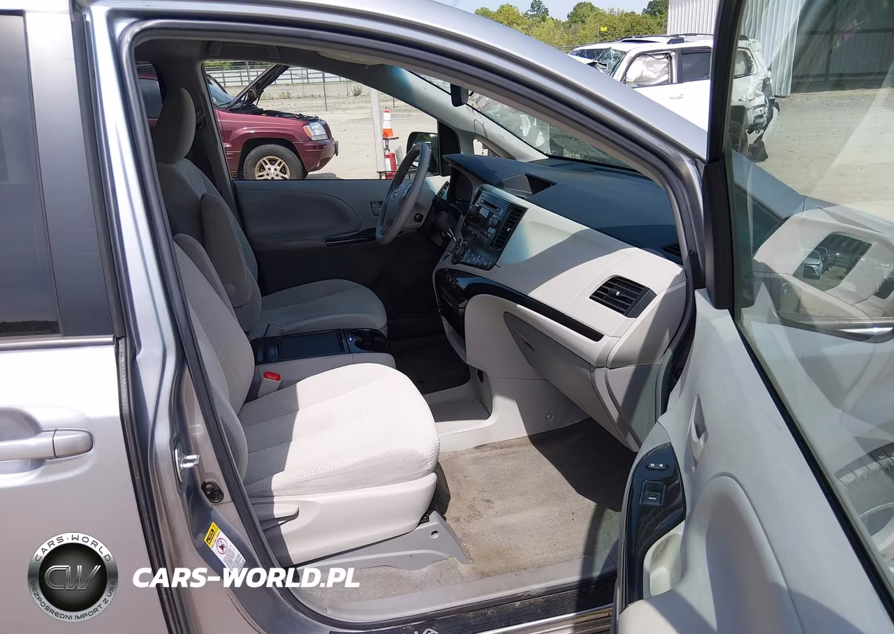 2013 Toyota Sienna Le V6 8 Passenger VIN:5TDKK3DC5DS293292 - 5