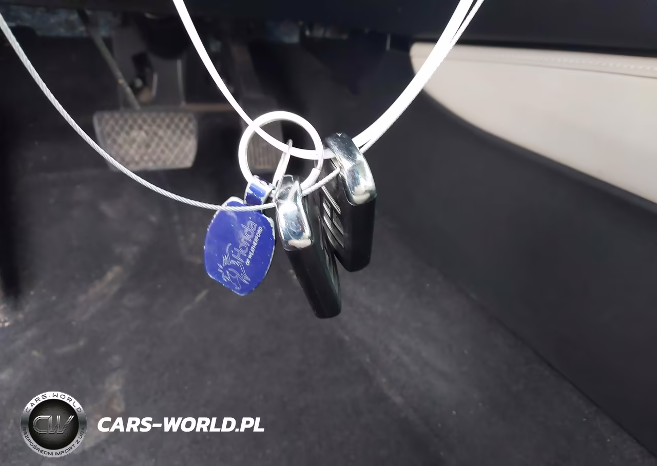 2018 Honda Accord Ex-L VIN:1HGCV1F56JA266983 - 11