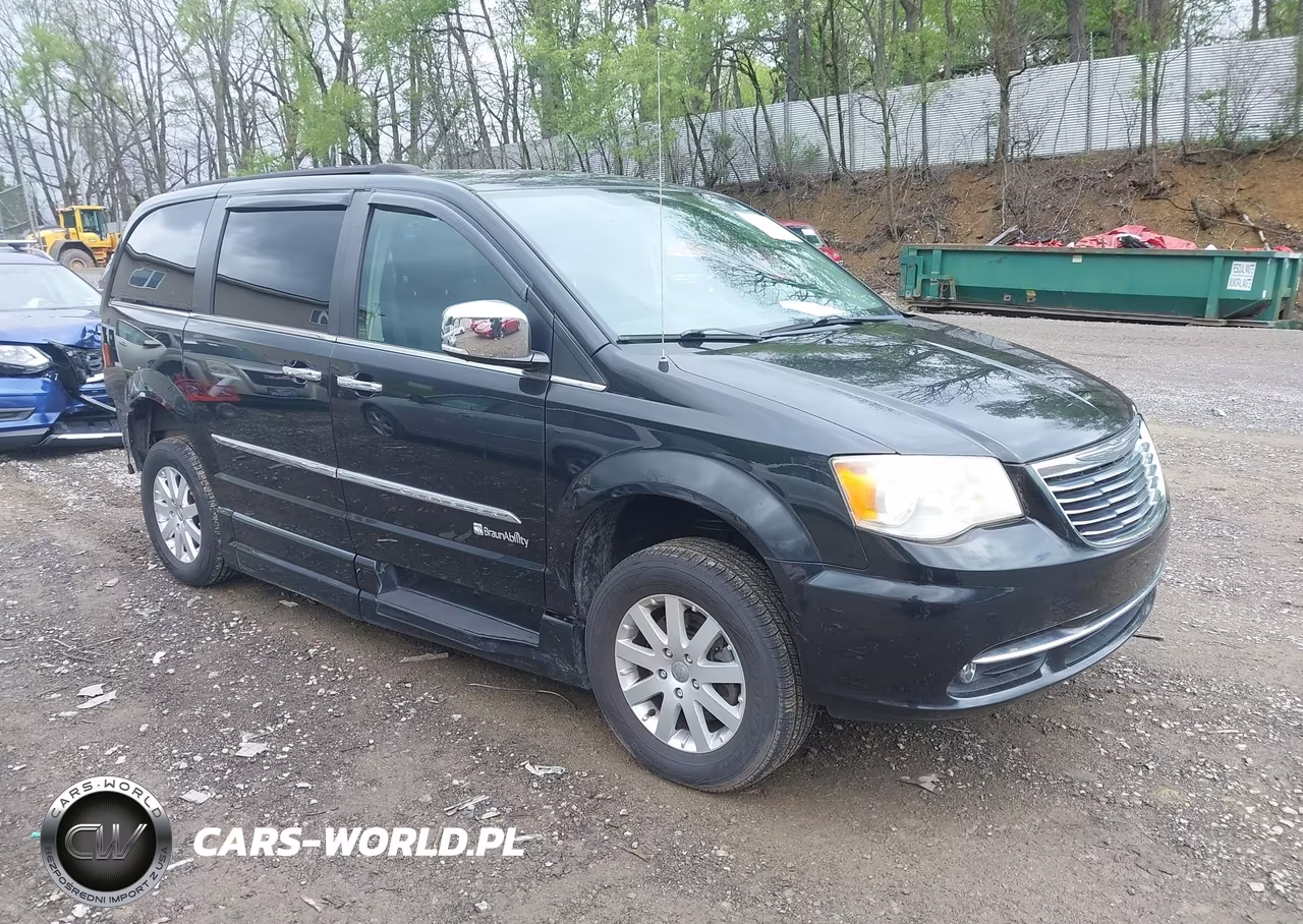 2012 Chrysler Town & Country Touring-L