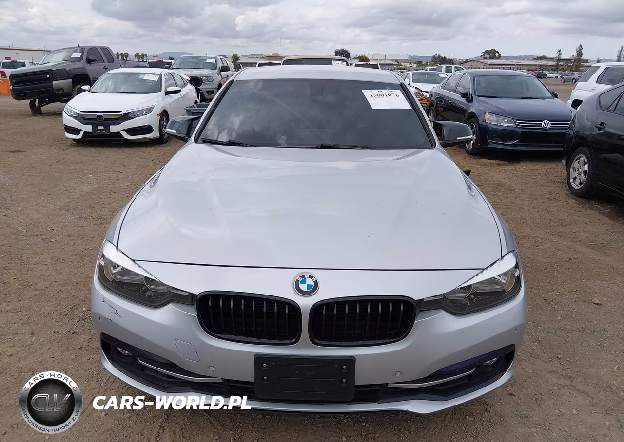 BMW 330I VIN:WBA8B9G34HNU52336 - 13