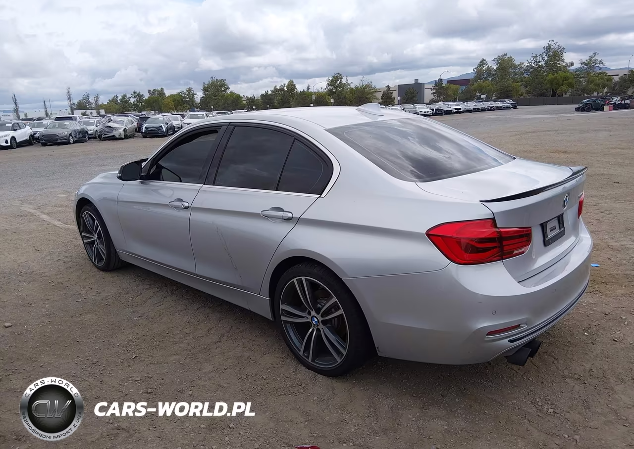 BMW 330I VIN:WBA8B9G34HNU52336 - 3