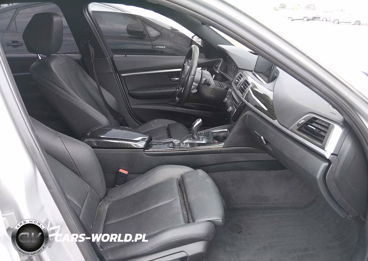 BMW 330I VIN:WBA8B9G34HNU52336 - 5