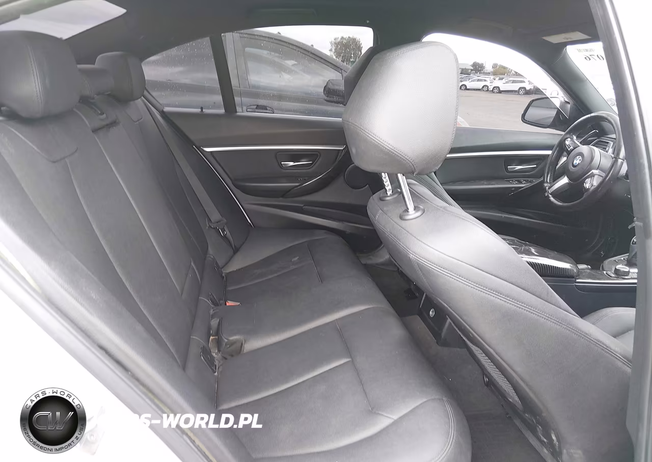 BMW 330I VIN:WBA8B9G34HNU52336 - 8