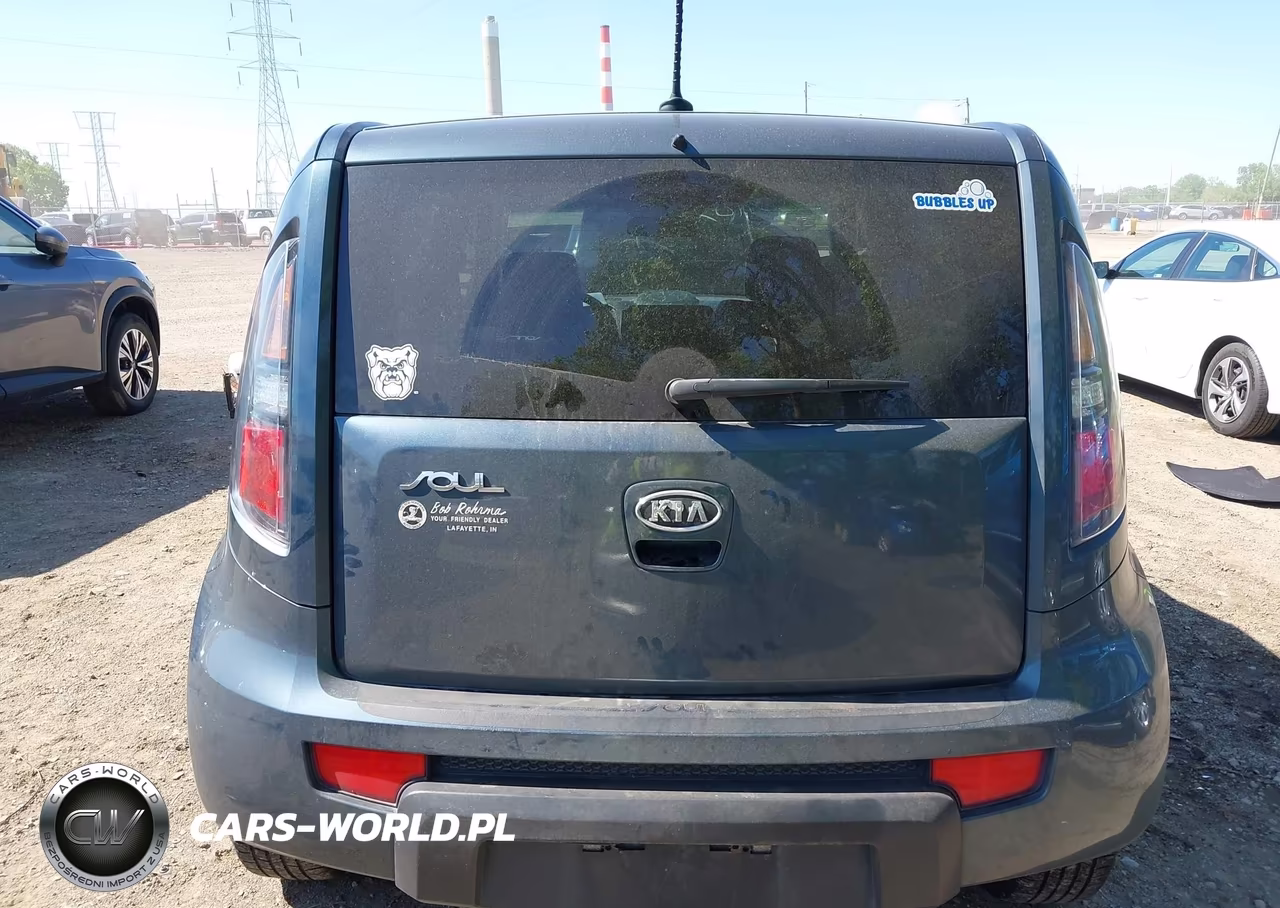 2011 Kia Soul + VIN:KNDJT2A28B7259238 - 16