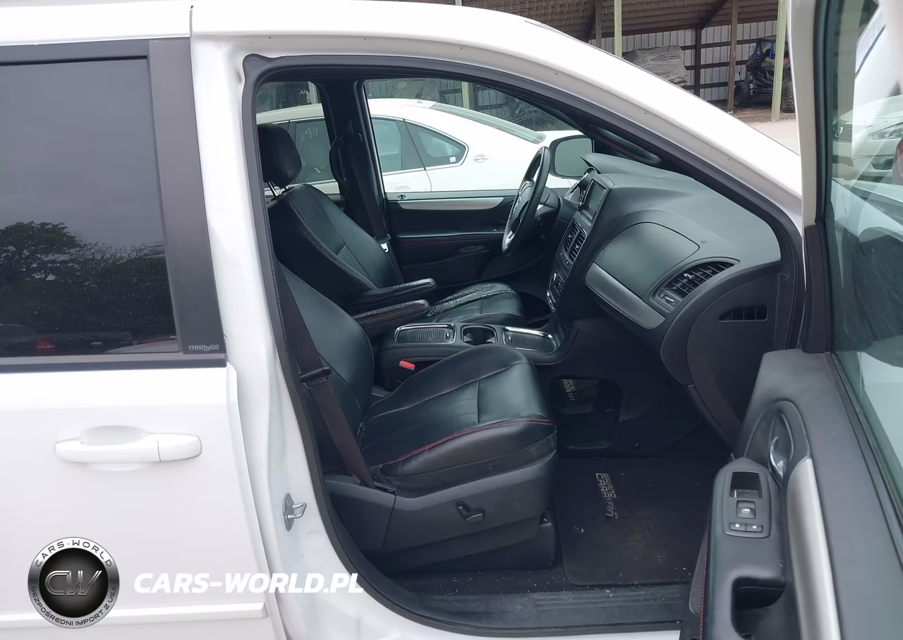 2014 Dodge Grand Caravan R-T VIN:2C4RDGEG6ER297041 - 5