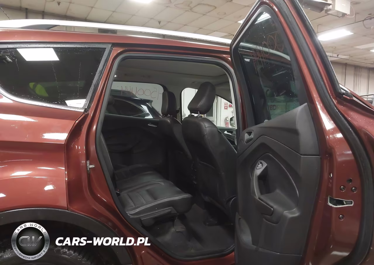 2018 Ford Escape Titanium VIN:1FMCU9J99JUC24585 - 8