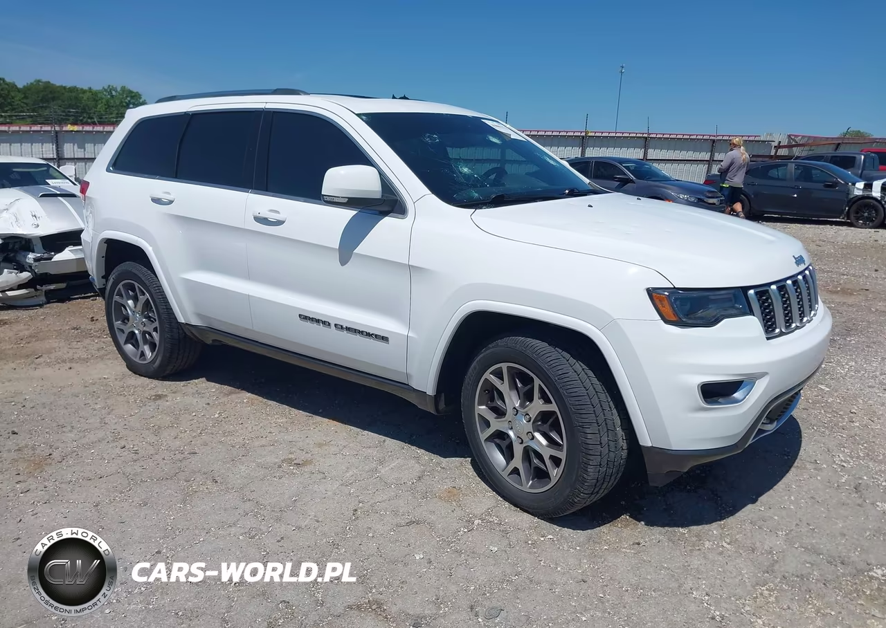 2018 Jeep Grand Cherokee Sterling Edition 4X4 – zdjęcie 1 z 16