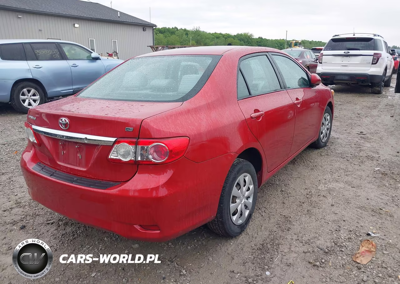 2011 Toyota Corolla Le VIN:2T1BU4EEXBC703834 - 4