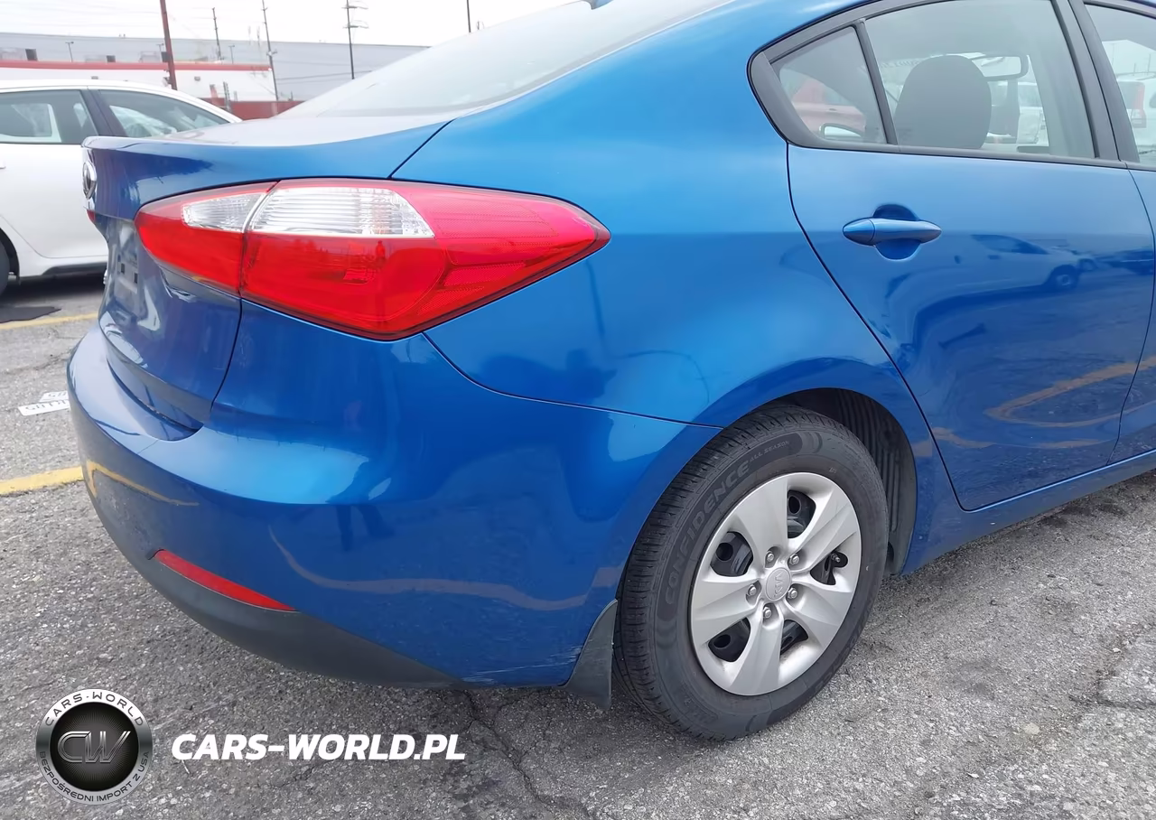 2015 Kia Forte Lx VIN:KNAFX4A62F5288631 - 6