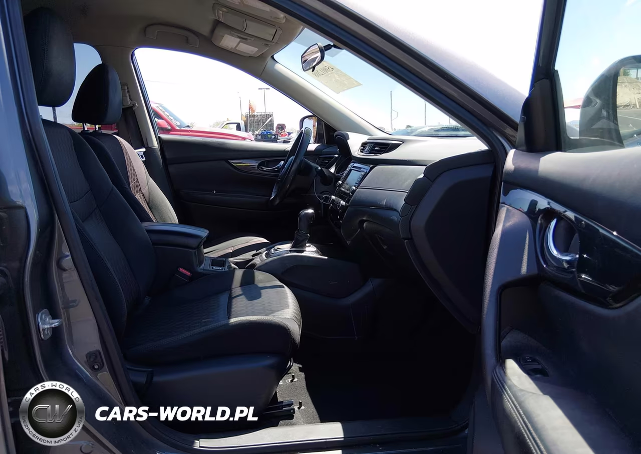 2018 Nissan Rogue S VIN:5N1AT2MT1JC825911 - 5