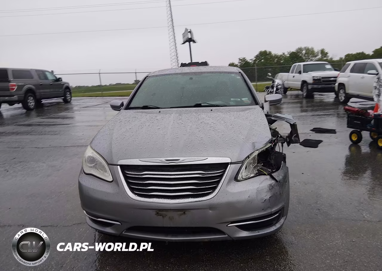 2013 Chrysler 200 Touring VIN:1C3CCBBB0DN694796 - 11
