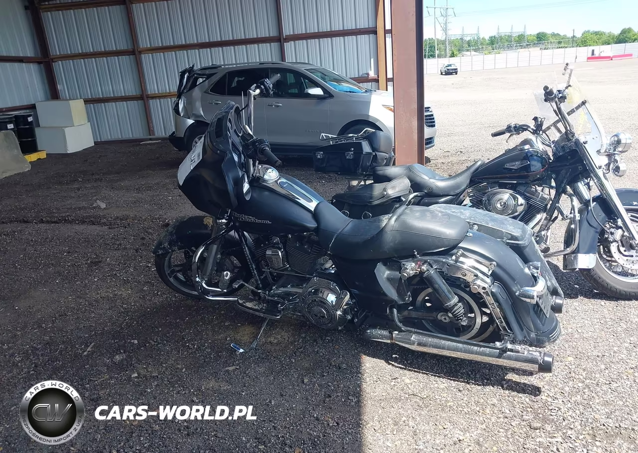 2014 Harley-Davidson Flhx Street Glide VIN:1HD1KBM19EB612351 - 13