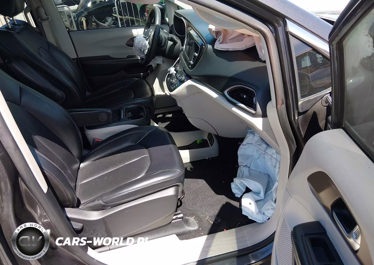 2020 Chrysler Voyager Lxi VIN:2C4RC1DG0LR265717 - 5