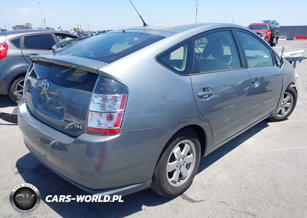 2005 Toyota Prius VIN:JTDKB20U053064286 - 4