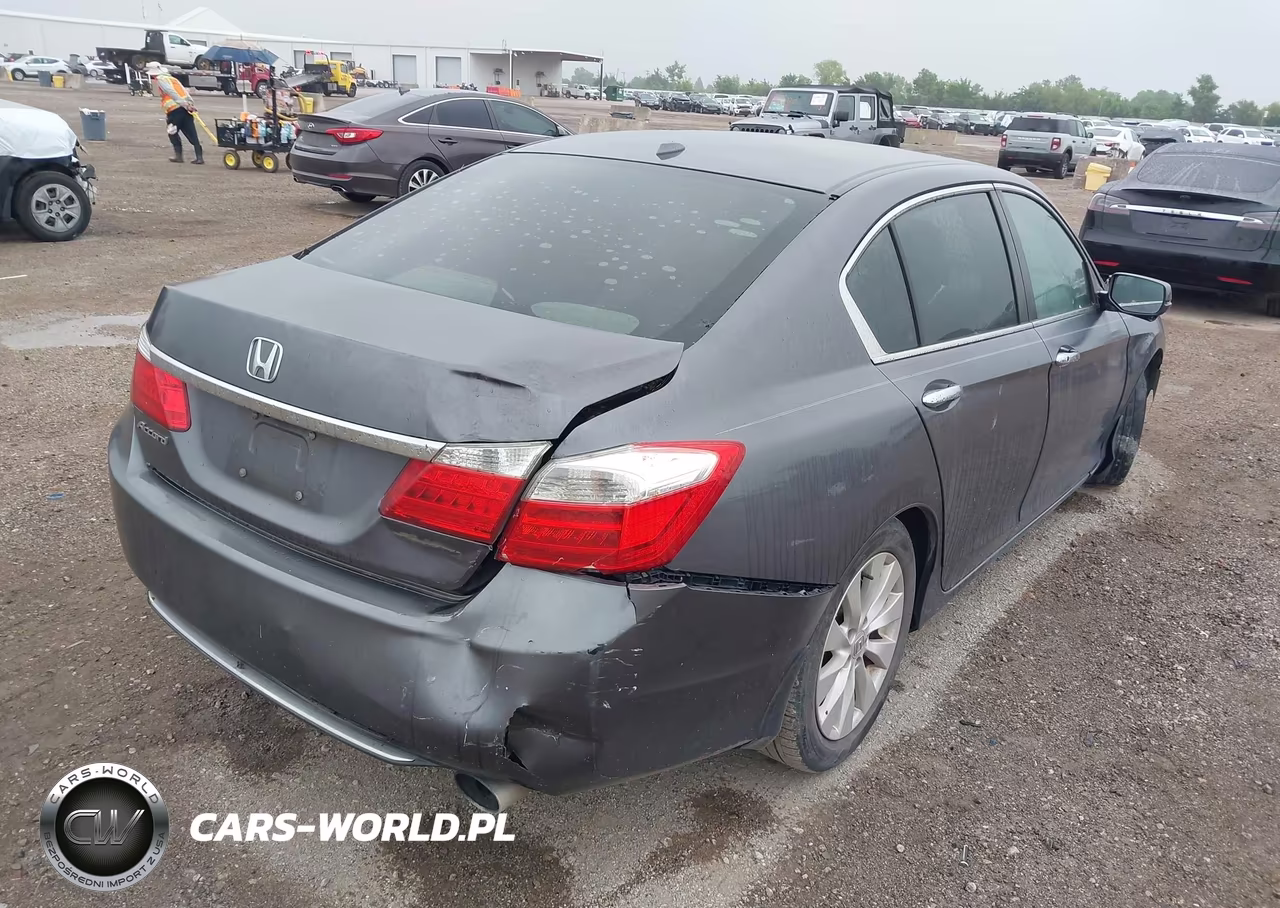 2014 Honda Accord Ex-L VIN:1HGCR2F84EA071118 - 4