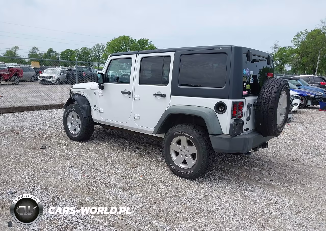 2011 Jeep Wrangler Unlimited Sport VIN:1J4BA3H11BL616502 - 3
