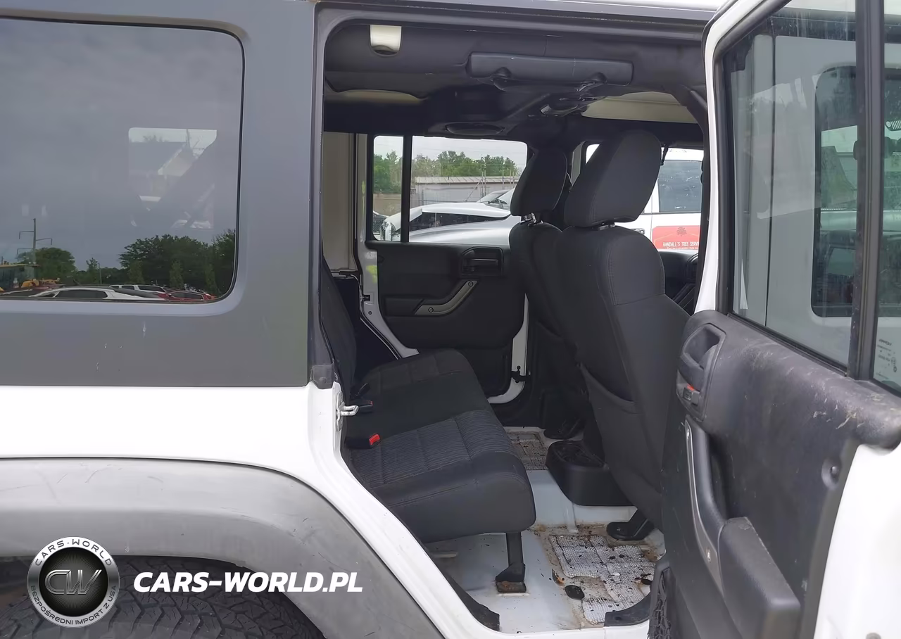 2011 Jeep Wrangler Unlimited Sport VIN:1J4BA3H11BL616502 - 8