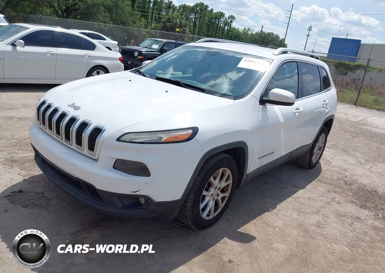 2015 Jeep Cherokee Latitude VIN:1C4PJLCB9FW578968 - 2