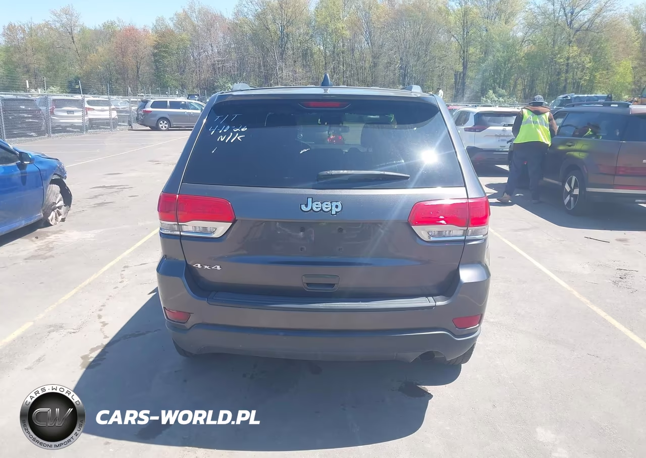 2014 Jeep Grand Cherokee Laredo VIN:1C4RJFAG1EC270265 - 16