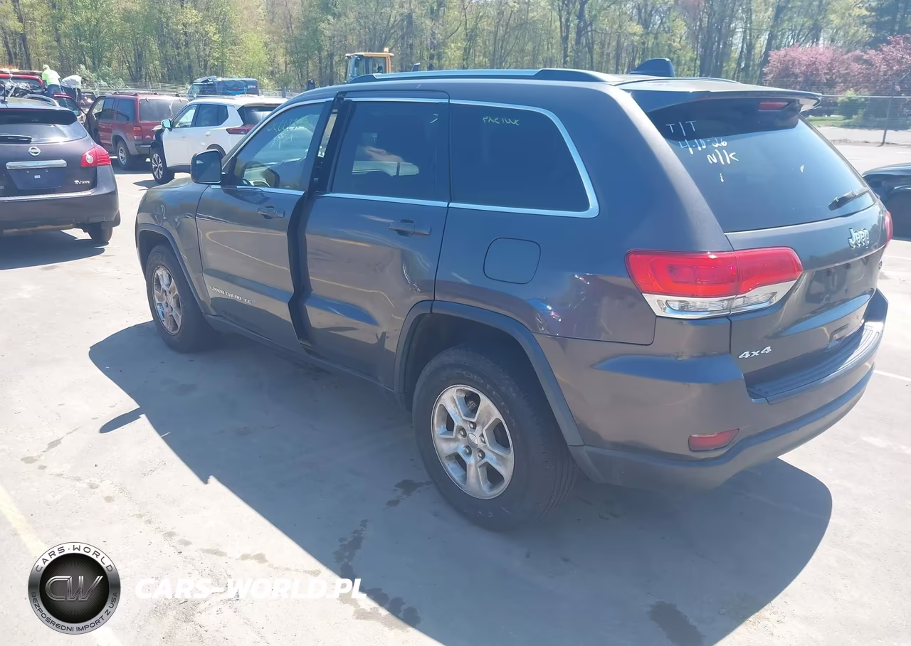 2014 Jeep Grand Cherokee Laredo VIN:1C4RJFAG1EC270265 - 3