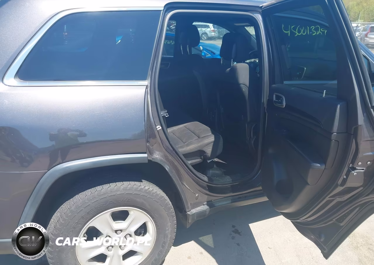 2014 Jeep Grand Cherokee Laredo VIN:1C4RJFAG1EC270265 - 8