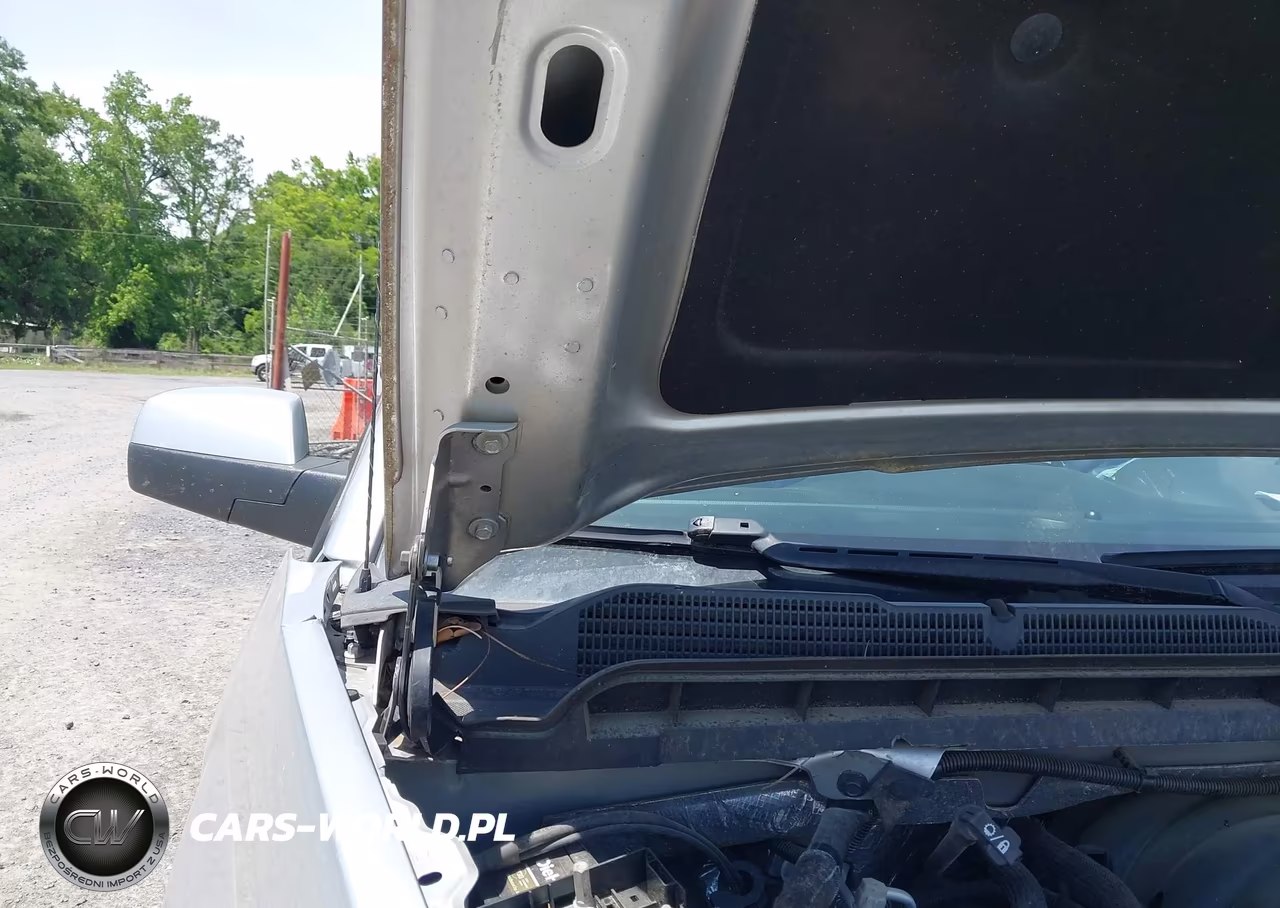 2018 Chevrolet Silverado 1500 2Lt VIN:3GCUKREC6JG413122 - 16