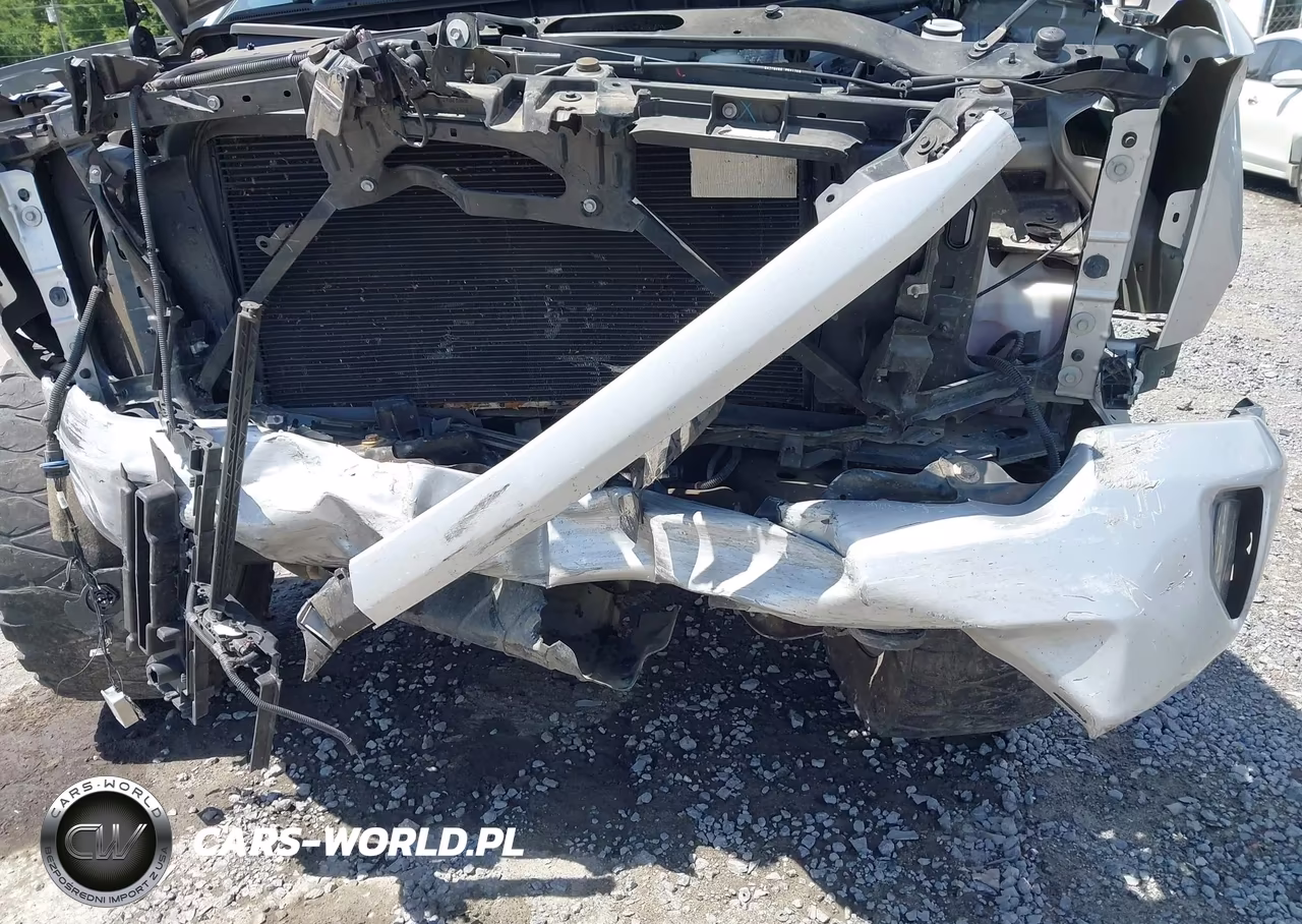 2018 Chevrolet Silverado 1500 2Lt VIN:3GCUKREC6JG413122 - 17