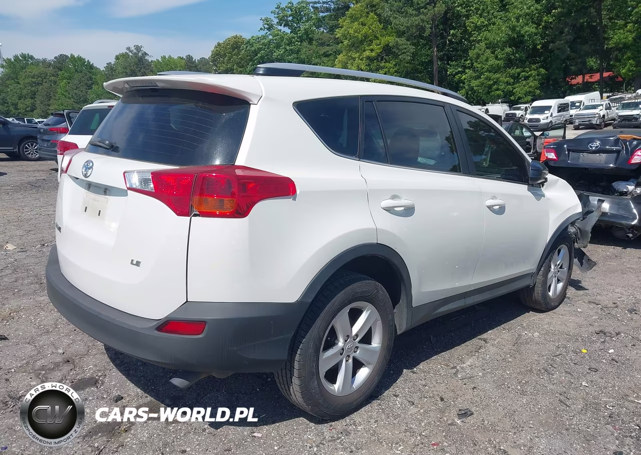 2013 Toyota Rav4 Le VIN:JTMZFREV9D5006371 - 4