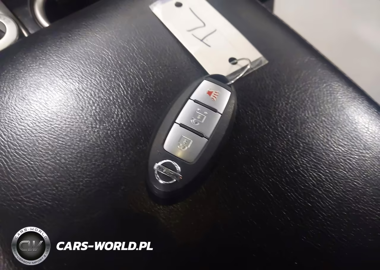 2019 Nissan Pathfinder S VIN:5N1DR2MM9KC592866 - 11