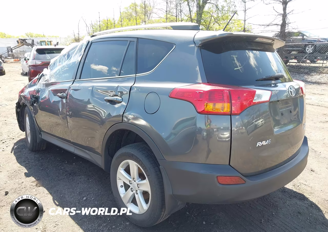 2014 Toyota Rav4 Xle VIN:2T3RFREV4EW164904 - 3
