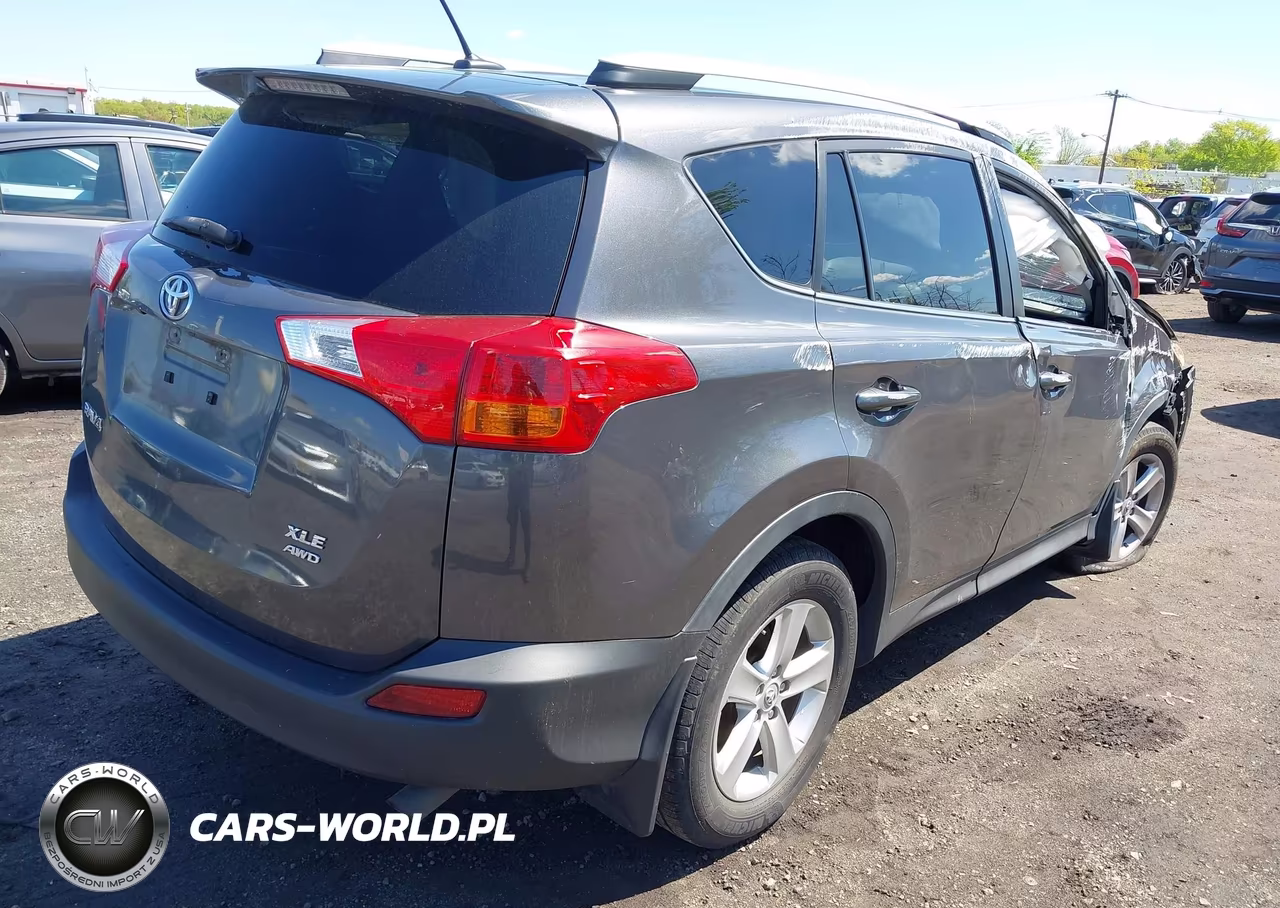 2014 Toyota Rav4 Xle VIN:2T3RFREV4EW164904 - 4