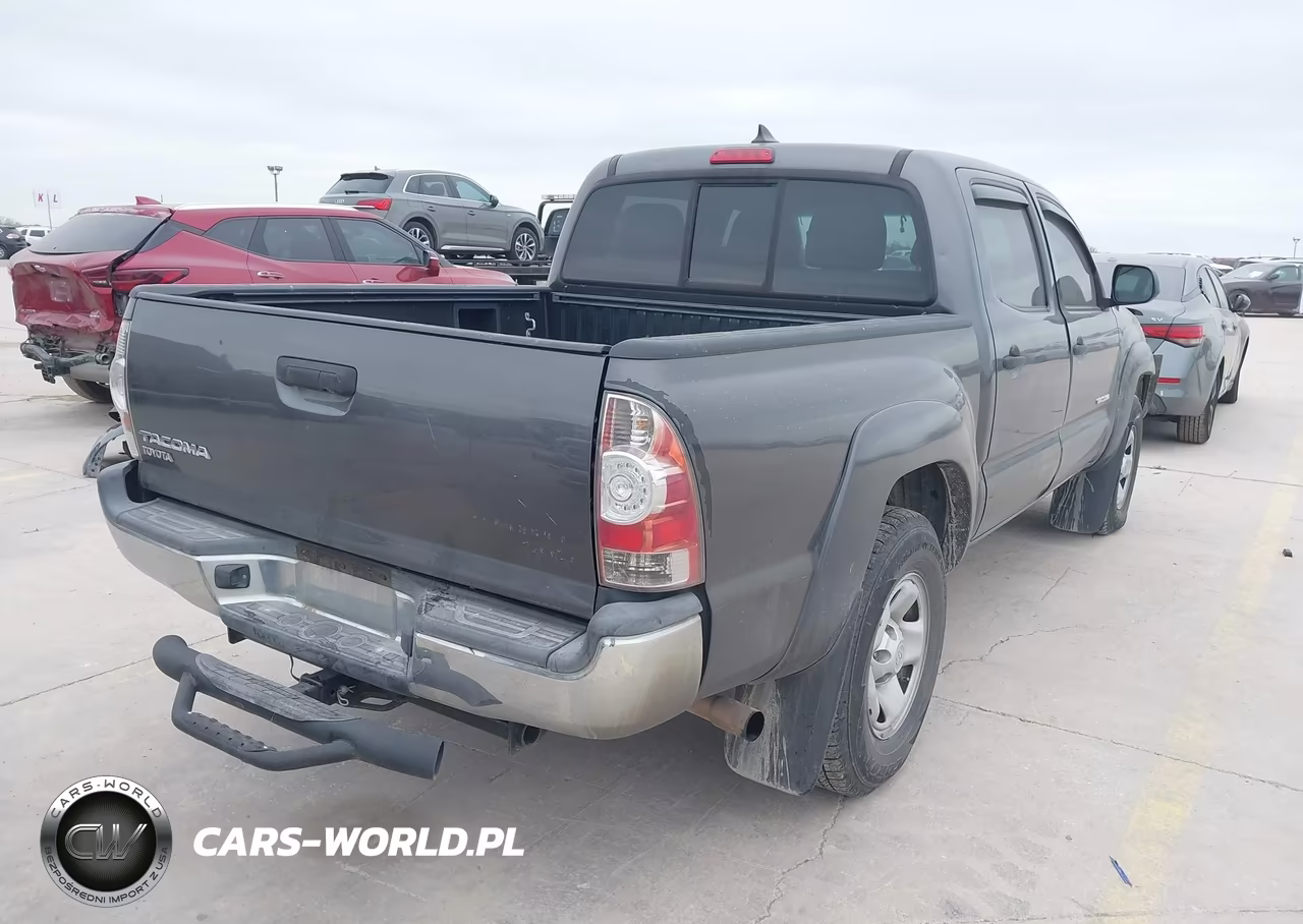 2012 Toyota Tacoma Prerunner VIN:5TFJX4GN6CX014389 - 4