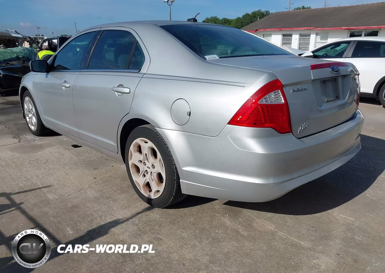 2010 Ford Fusion Se VIN:3FAHP0HA7AR157219 - 3
