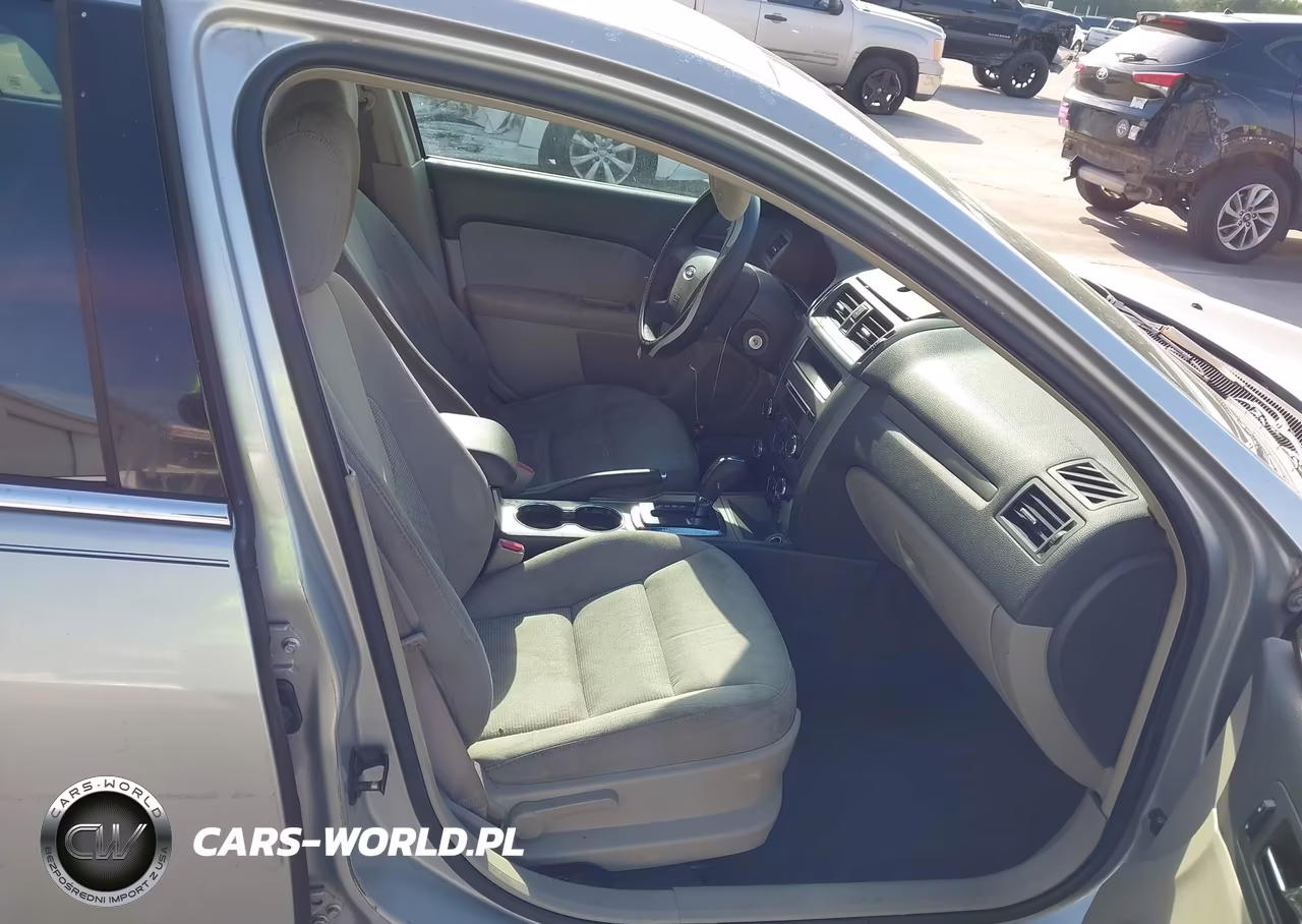 2010 Ford Fusion Se VIN:3FAHP0HA7AR157219 - 5